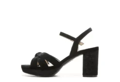 Lifestride Womens Lucky Platform Sandal - Black 12 Lifestride Womens Lucky Platform Sandal - Black -Fashion Feet Shop US 01 107621 03
